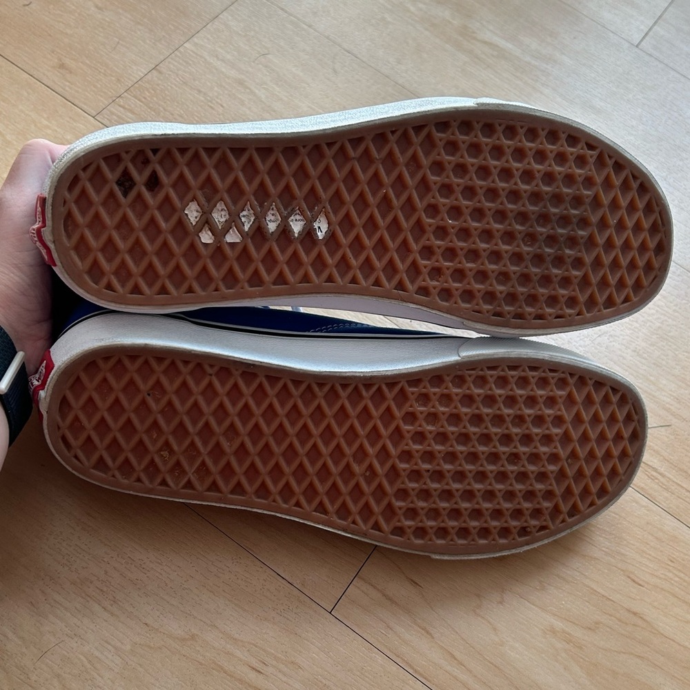 Rarely Worn Blue Vans - Picture 4 of 4